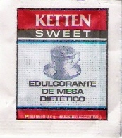 Sobres de edulcorantes de marcas de edulcorante de Argentina.