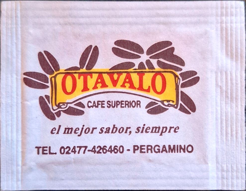 Sobres de edulcorantes de la marca de café argentina OTAVALO.