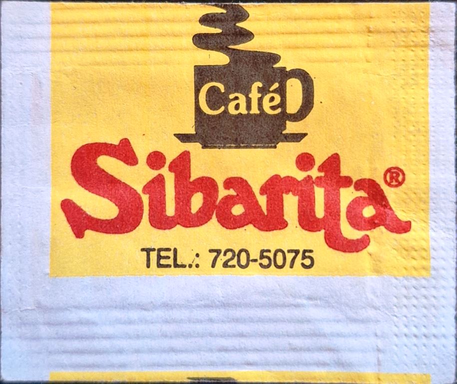 Sobres de edulcorantes de la marca de café argentina SIBARITA.