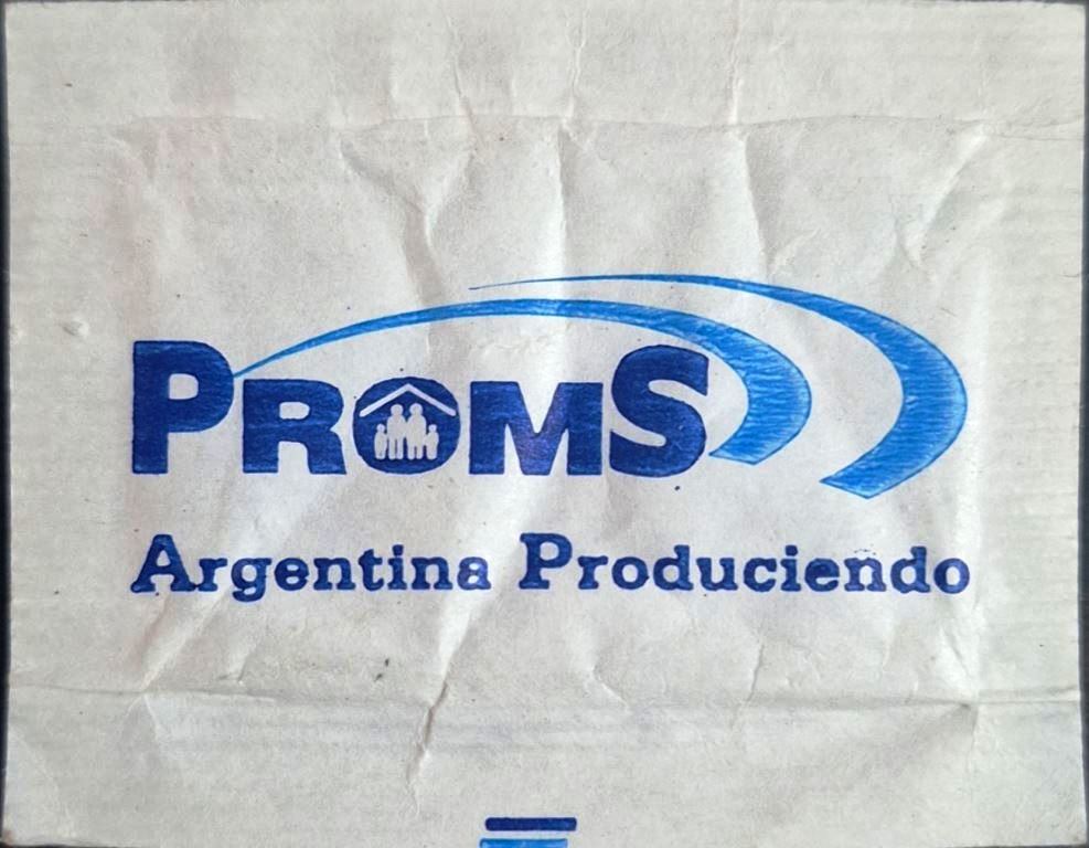 Sobres de edulcorantes de marcas de edulcorante de Argentina.