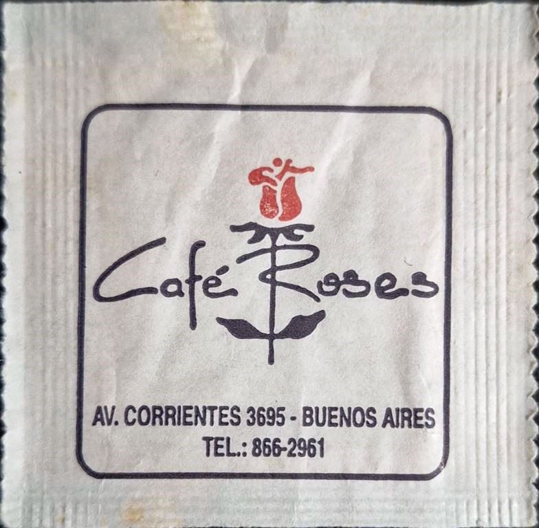Sobres de edulcorantes del local de hostelería CAFÉ ROSES.