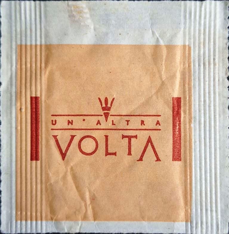 Sobres de edulcorantes del local de hostelería UN ALTRA VOLTA.