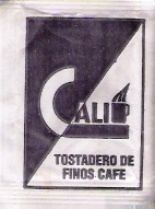 Sobres de edulcorantes de la marca de café argentina CALI.