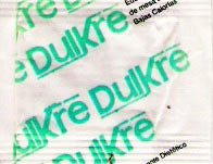 Sobres de edulcorantes de la marca de edulcorante argentina DULKRE.