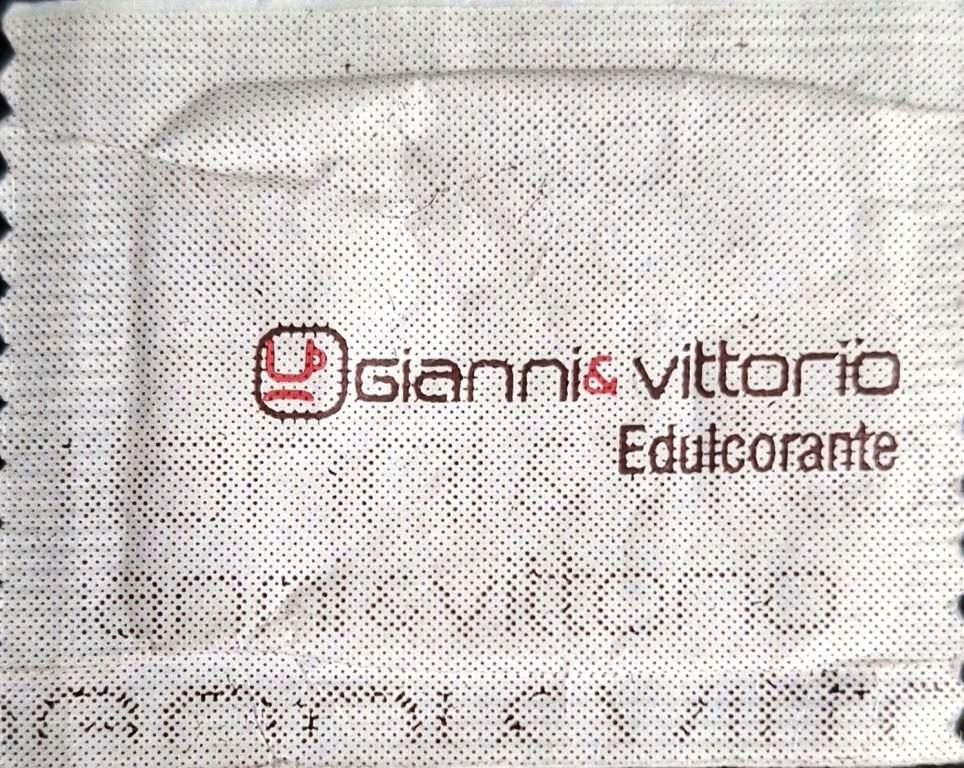 Sobres de edulcorantes del local de hostelería GIANNI VITTORIA.