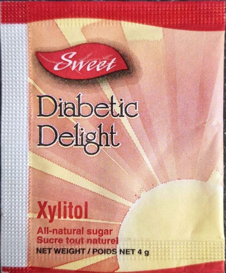 Sweetener packets from CANADA sweetener brands.