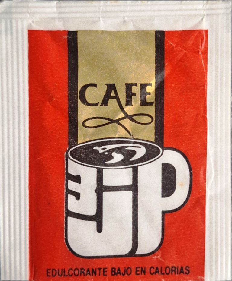 Sobres de edulcorantes de la marca de café 3JP.