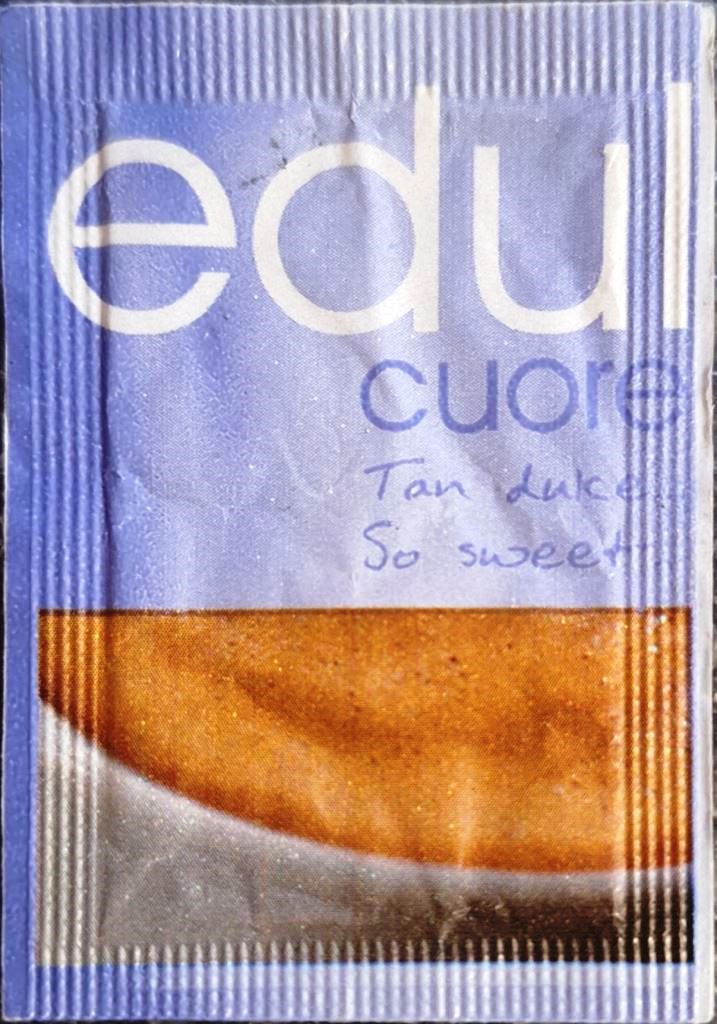 Sobres de edulcorantes de la marca de edulcorante REYONA.