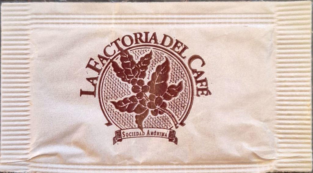 Sobres de edulcorantes de la marca de café LA FACTORIA DEL CAFÉ.