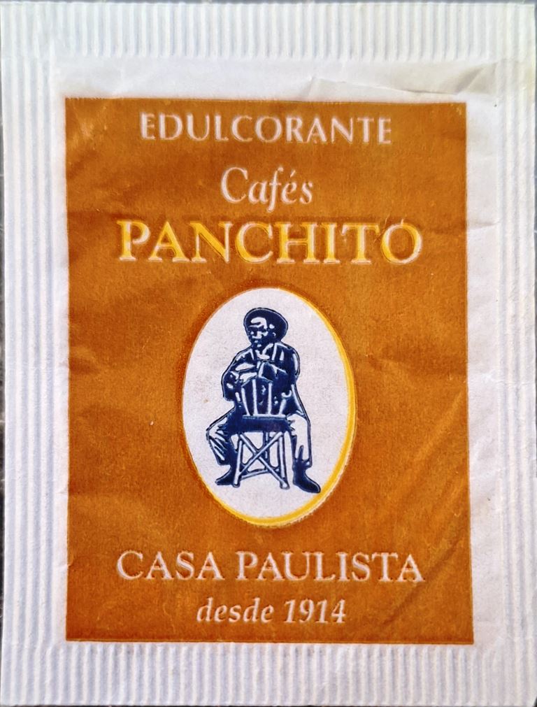 Sobres de edulcorantes de la marca de café PANCHITO.