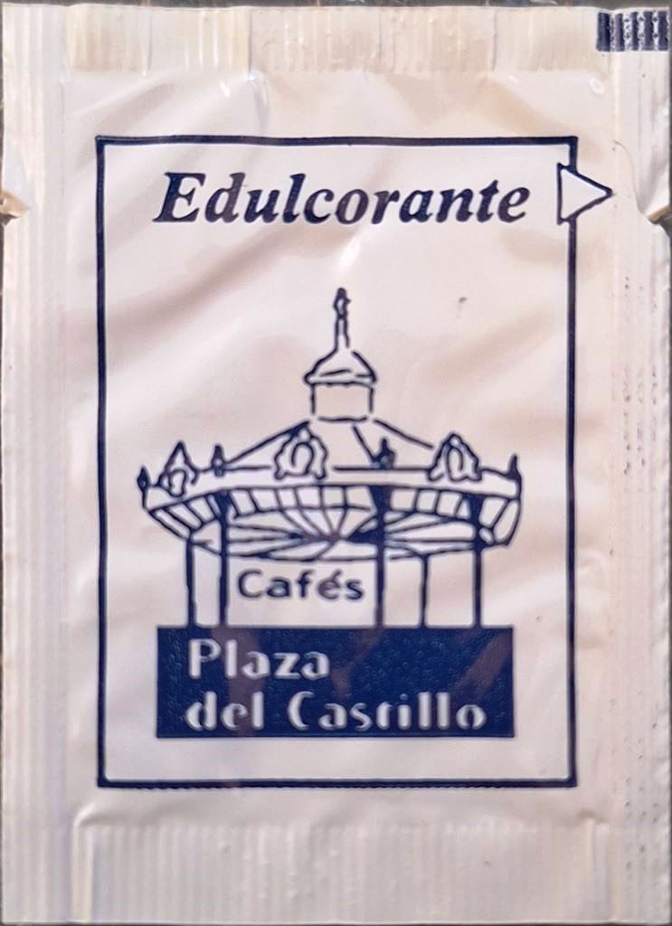 Sobres de edulcorantes de la marca de café PLAZA DEL CASTILLO.