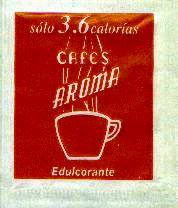 Sobres de edulcorantes de la marca de café AROMA.