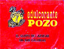 Sobres de edulcorantes de la marca de café POZO.
