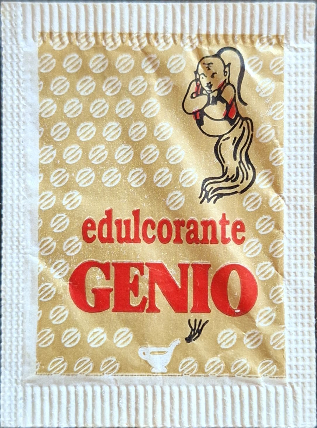 Sobres de edulcorantes de la marca de café GENIO.