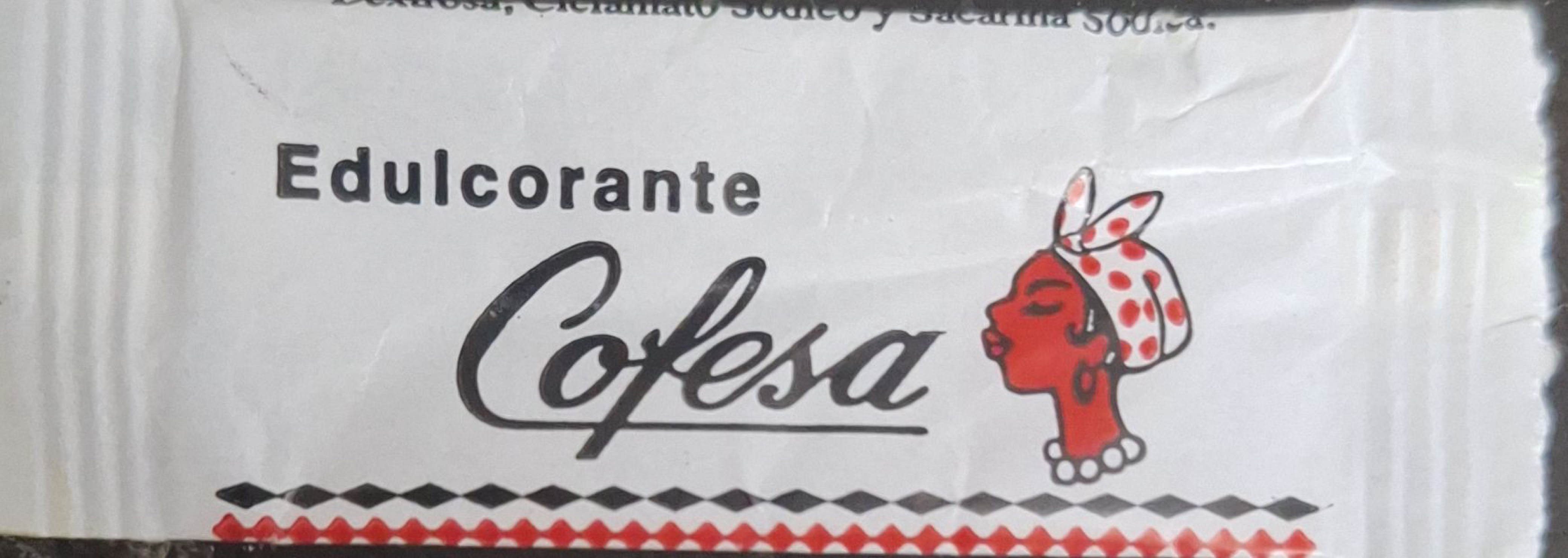 Sobres de edulcorantes de la marca de café COFESA.