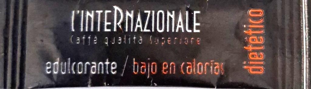 Sobres de edulcorantes de la marca de café L'INTERNAZIONALE.