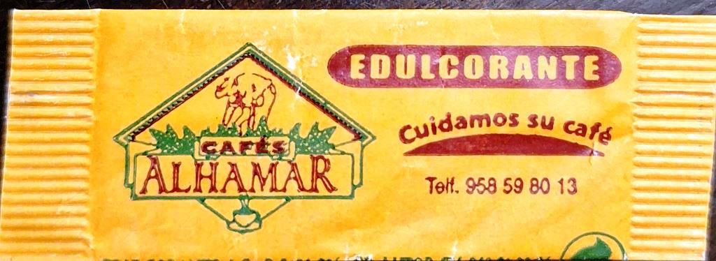 Sobres de edulcorantes de la marca de café ALHAMAR.
