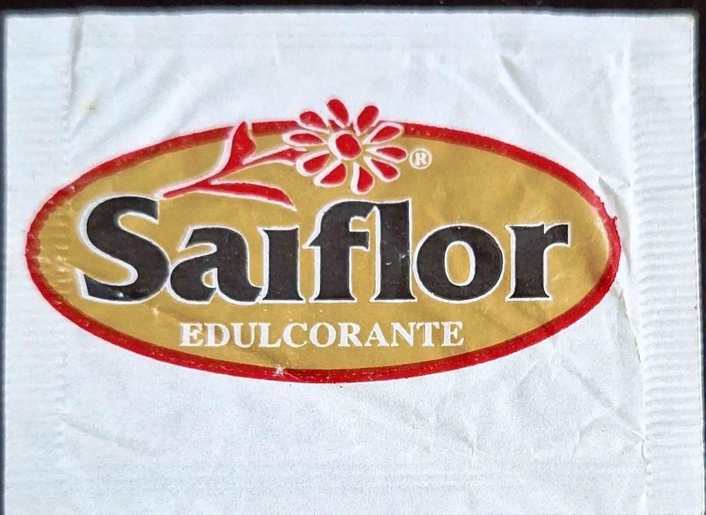 Sobres de edulcorantes de la marca de edulcorante SAIFLOR.
