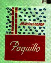 Sobres de edulcorantes de la marca de café PAQUILLO.