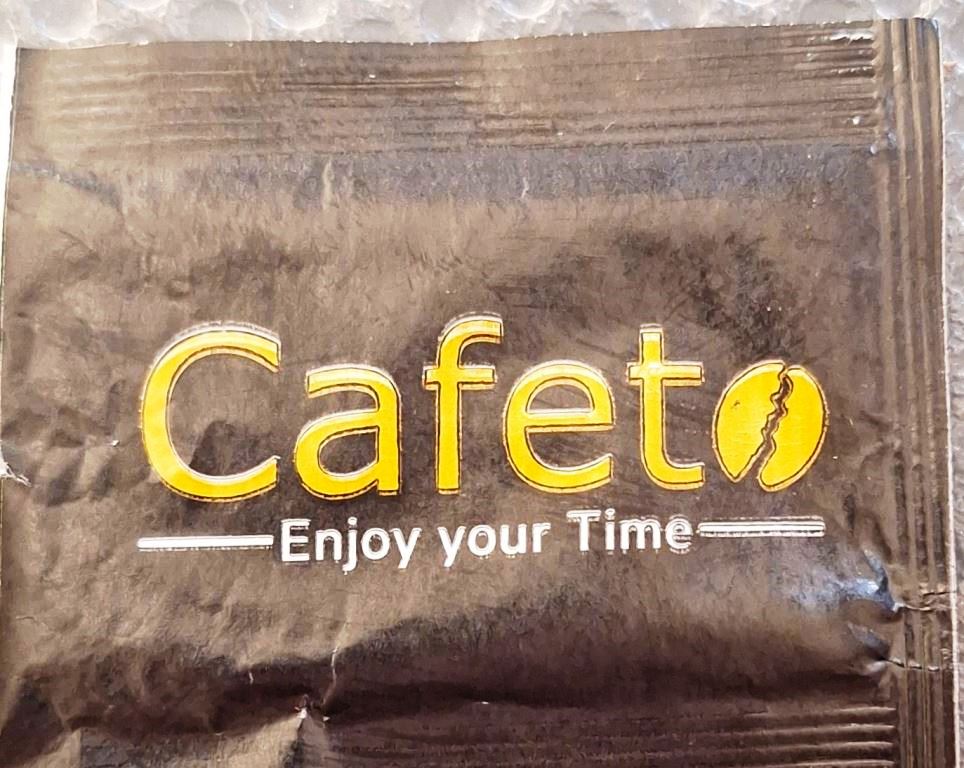 Sobres de edulcorantes de la marca de café CAFETO.