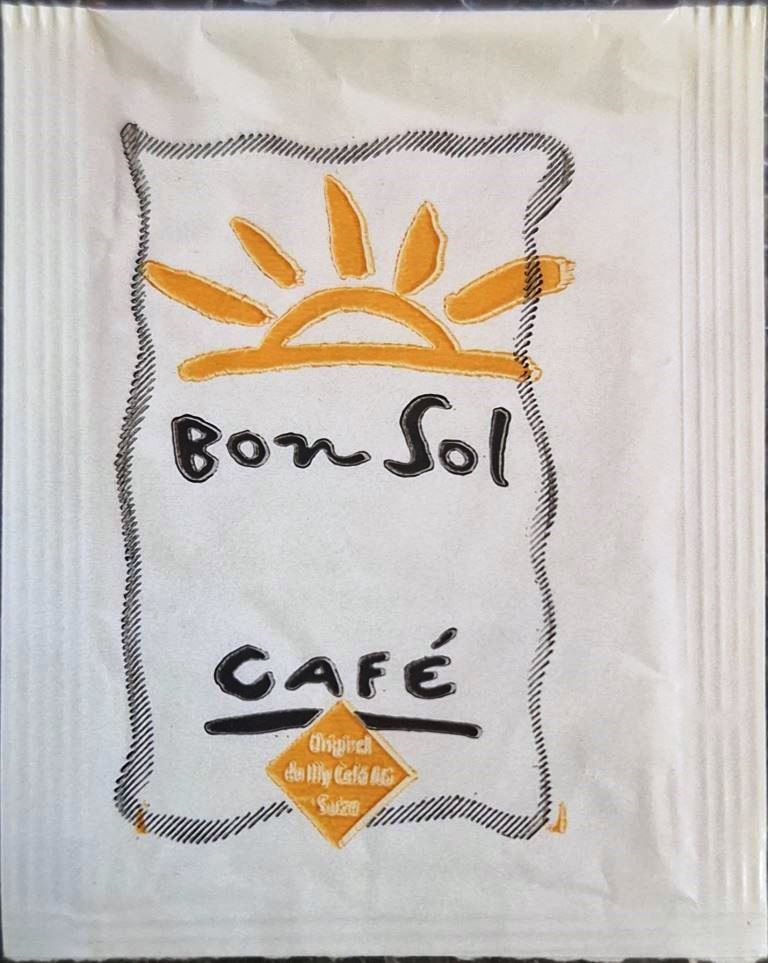 Sobres de edulcorantes de la marca de café BONSOL.