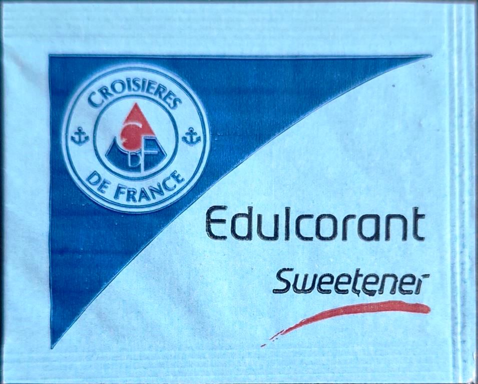 Sachets d'édulcorants de la compagnie de croisières CROISIÈRES DE FRANCE.