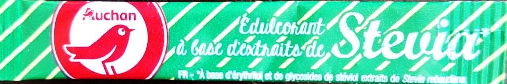 Sachets d'édulcorant de la Sociétés de distribution AUCHAN de France.
