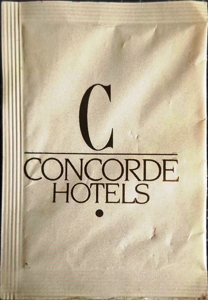 Sachets d'édulcorant de l'hôtel CONCORDE de France.